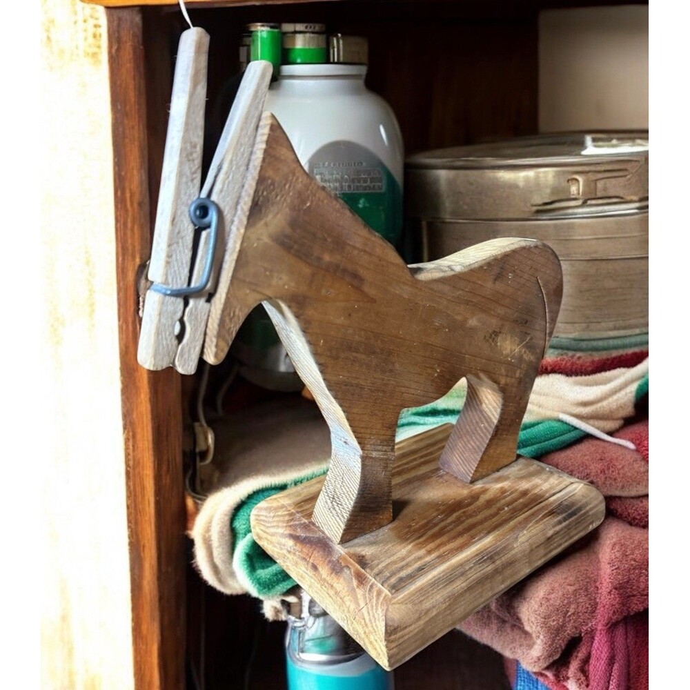 Donkey Memo Note Clothespin Rustic Wood Holder Vintage Novelty Wooden Folk Art